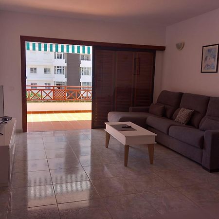 Victoria Court 2- Lovely Apartment 25 Арона Екстер'єр фото