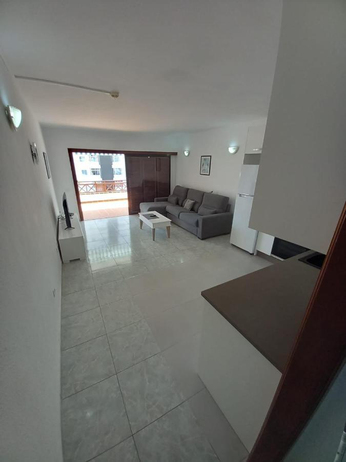Victoria Court 2- Lovely Apartment 25 Арона Екстер'єр фото